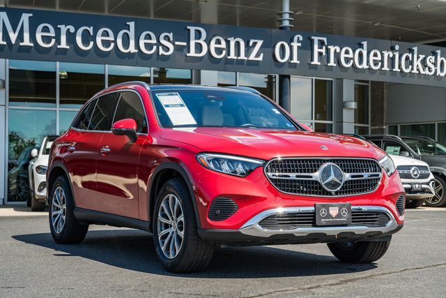 MANUFAKTUR Patagonia Red Metallic 2024 Mercedes-Benz GLC SUV / Crossover All-Wheel Drive 9-Speed Automatic