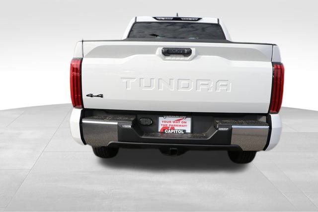 2024 Toyota Tundra SR5 17