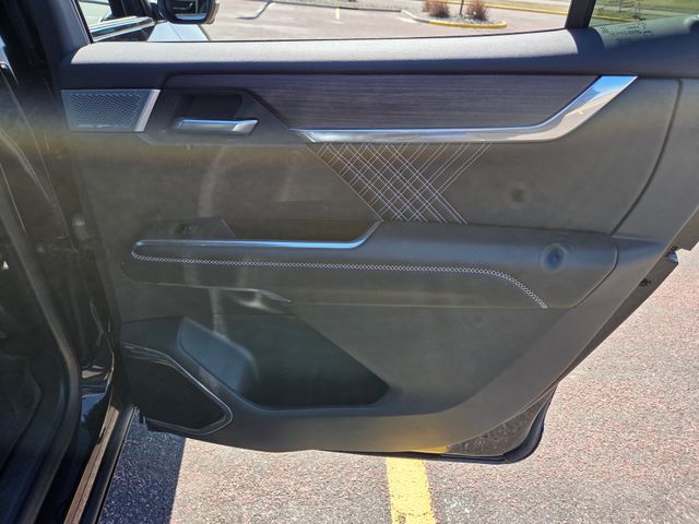 2025 GMC Acadia AWD Denali