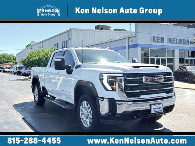 Summit White 2024 GMC Sierra 2500HD Pickup Truck Four-Wheel Drive Automatic
