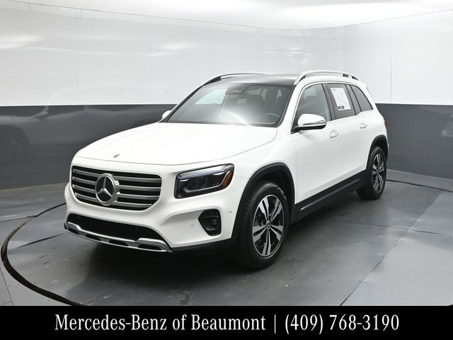 Polar White 2026 Mercedes-Benz GLB SUV / Crossover Front-Wheel Drive 8-Speed Dual Clutch