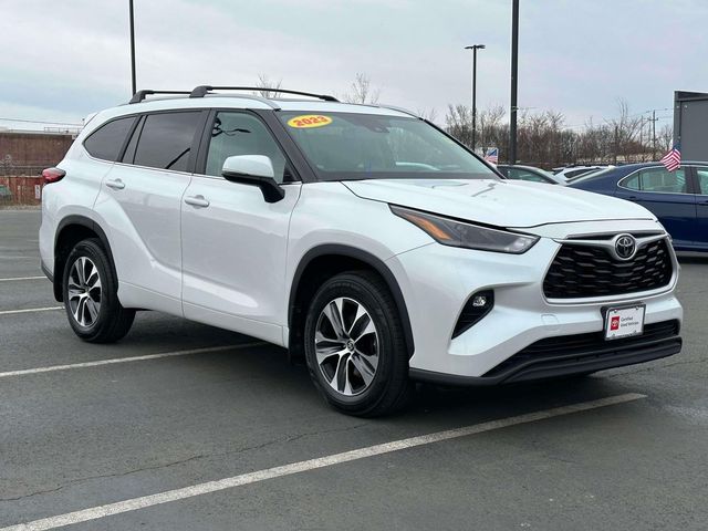 2023 Toyota Highlander XLE AWD