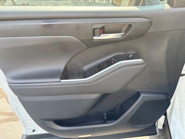 Used 2024 Toyota Highlander SUV