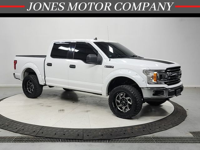 Oxford White 2019 Ford F-150 XLT SuperCrew 4WD Pickup Truck Four-Wheel Drive Automatic