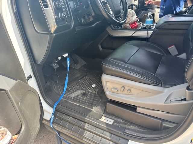 car-gallery-4