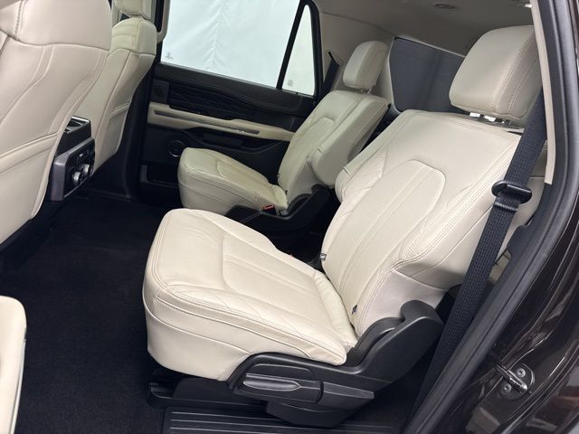 Used 2021 Brown Ford Platinum image 28