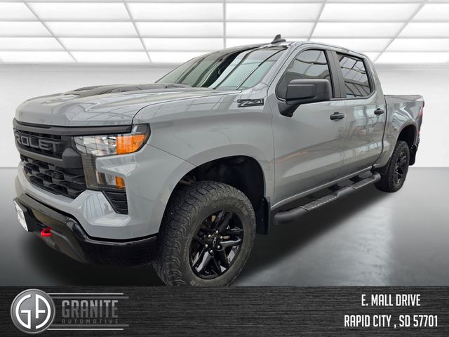 Slate Gray Metallic 2024 Chevrolet Silverado 1500 Custom Trail Boss Crew Cab 4WD Pickup Truck Four-Wheel Drive 8-Speed Automatic