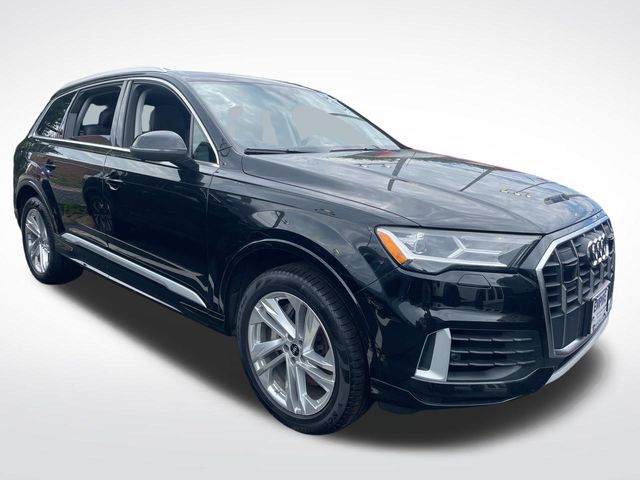 2023 Audi Q7 55 Premium Plus 11