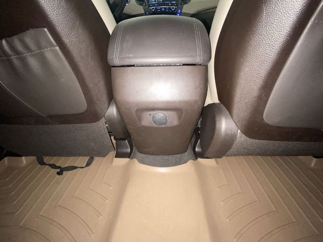 Used 2018 White Hyundai 2.4 Base image 29