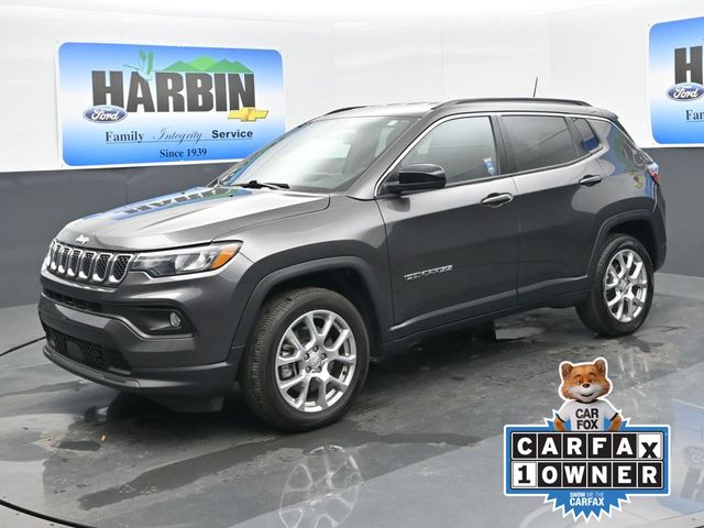 Crystal Metallic 2023 Jeep Compass SUV / Crossover Four-Wheel Drive 8-Speed Automatic