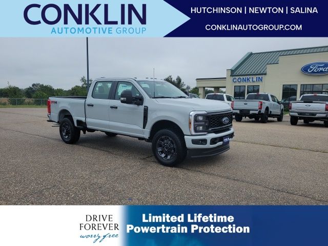 Avalanche 2026 Ford F-250 Super Duty Pickup Truck Four-Wheel Drive Automatic