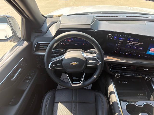 Used 2025 Chevrolet Suburban SUV