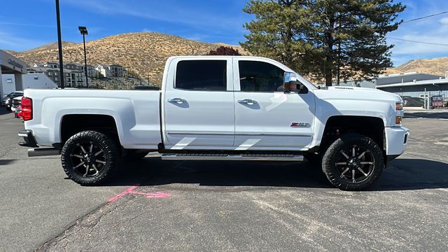 2019 Chevrolet Silverado 2500HD LTZ 3