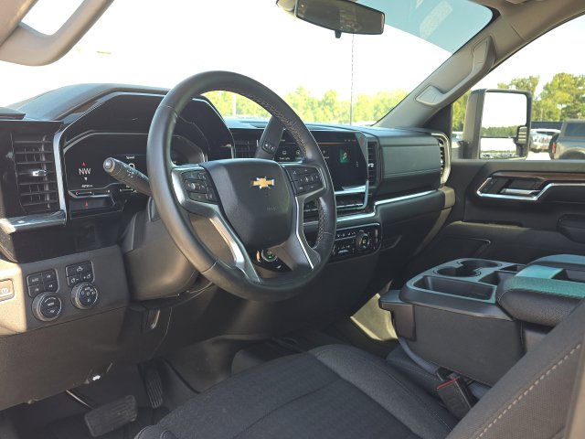 2024 Chevrolet Silverado 2500HD LT:46715A