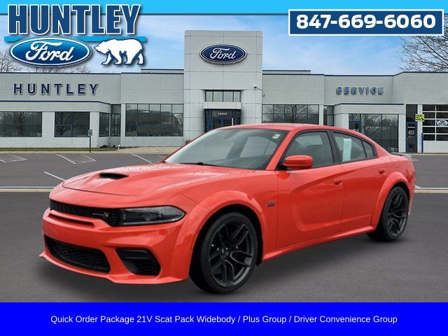 Go Mango! 2022 Dodge Charger Sedan Rear-Wheel Drive 8-Speed Automatic