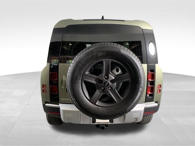 2022 Land Rover Defender 110 Standard 6