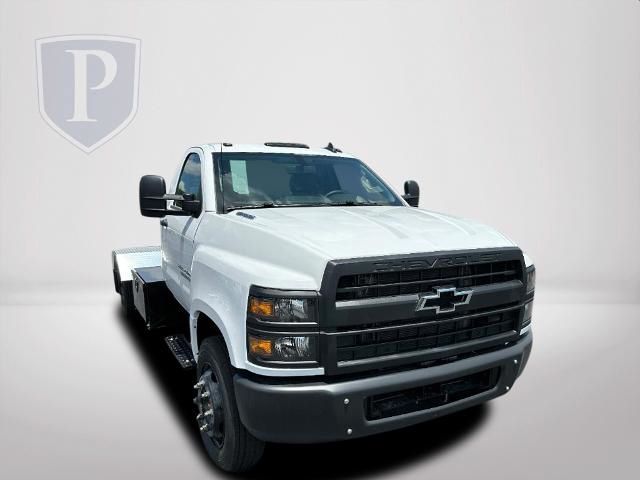 2023 Chevrolet Silverado 5500HD Work Truck 11