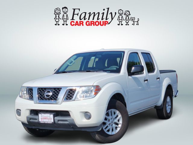 Glacier White 2018 Nissan Frontier Pickup Truck 4X2 5-Speed Automatic Overdrive