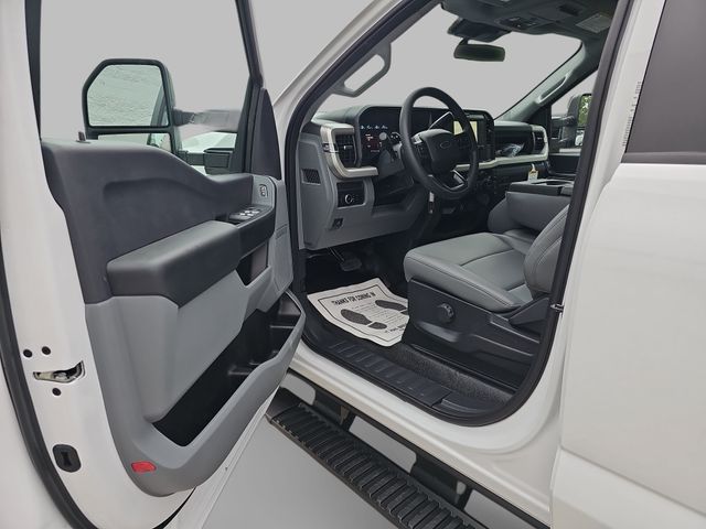 New 2026 White Ford 9' SERVICE BODY image 18