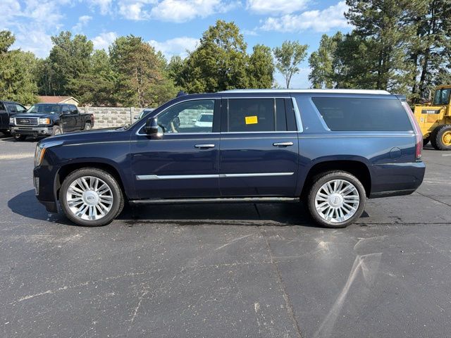 2019 Cadillac Escalade ESV Azul (Dark Adriatic Blue) SUV/Crossover Todo terreno 