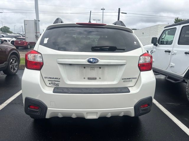 Used 2016 White Subaru 2.0i Premium image 6