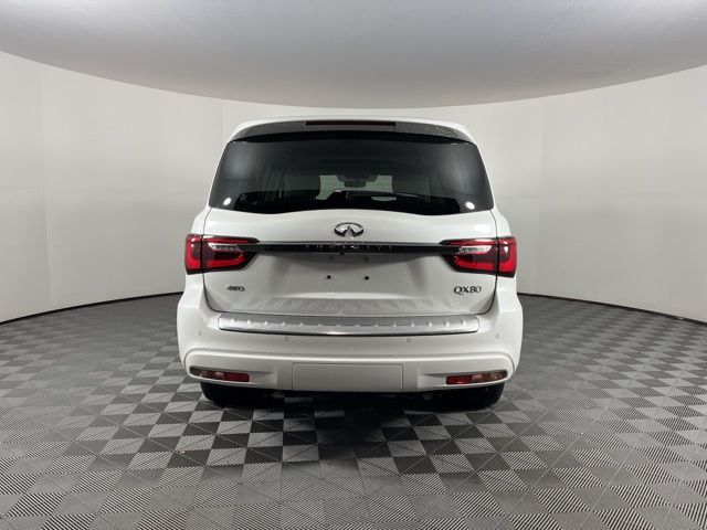 2023 INFINITI QX80 Premium Select 8