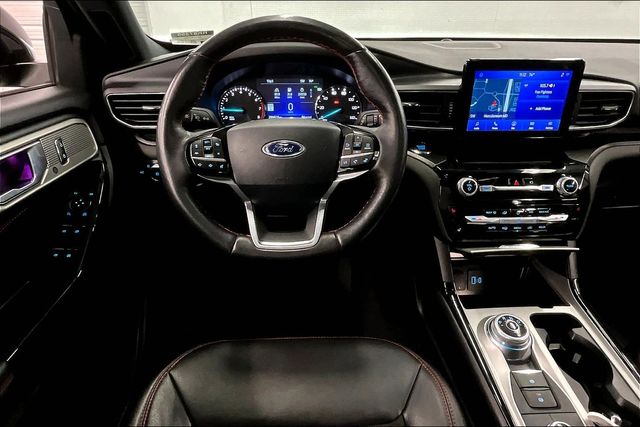 View vehicle photo 6