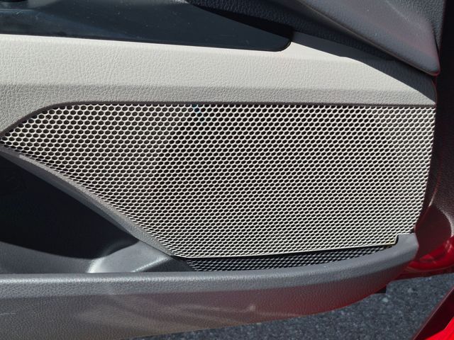 2020 Toyota Camry - Image 17