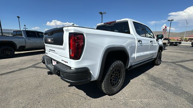 2024 GMC Sierra 1500 AT4X 3