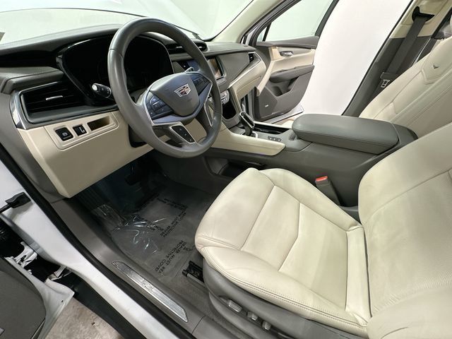 2018 Cadillac XT5 Luxury White at Bob Ruth Ford