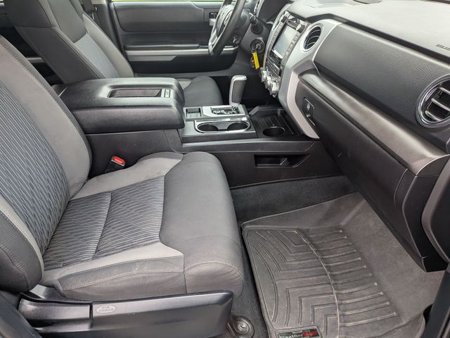2015 Toyota Tundra - Image 30