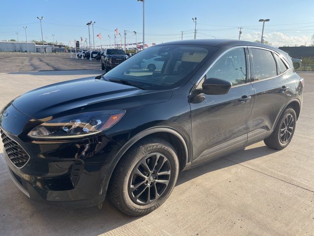 Black Metallic 2021 Ford Escape SE AWD SUV / Crossover All-Wheel Drive 8-Speed Automatic