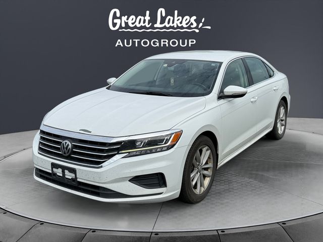 2020 Volkswagen Passat Blanco (Pure White) Sedán Tracción delantera 6 velocidades Automática