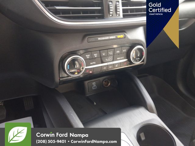 White Metallic 2022 Ford Escape Hybrid Titanium AWD SUV / Crossover All-Wheel Drive Continuously Variable Transmission