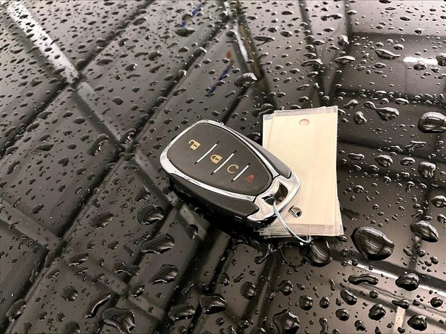 2022 Chevrolet Trax LT Black at South Hills Kia