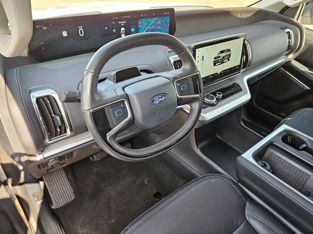 Used 2025 White Ford Platinum image 13