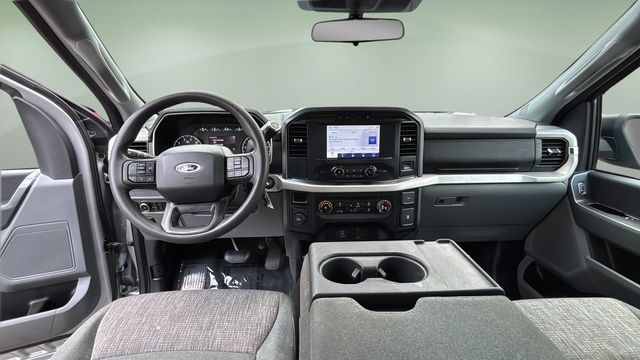 Used 2023 Silver Ford XLT image 16