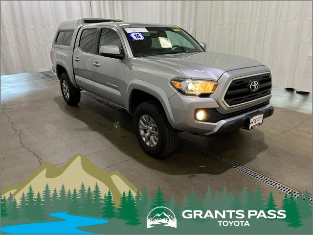  2016 Toyota Tacoma Double Cab V6 SR5 4WD   