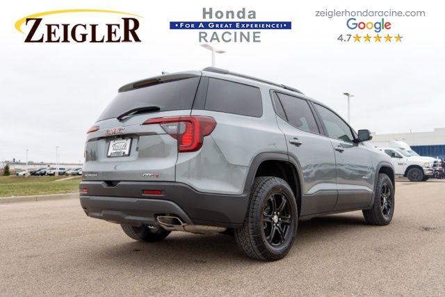 View vehicle photo 7