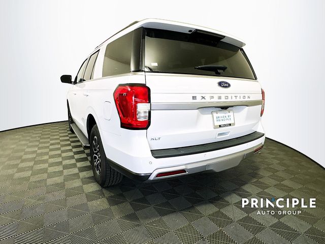 2022 Ford Expedition XLT photo