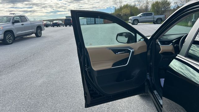 Used 2025 Toyota RAV4 SUV
