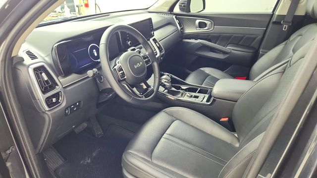 2023 Kia Sorento SX - 8