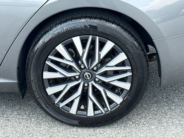 Used 2025 Nissan Altima Sedan