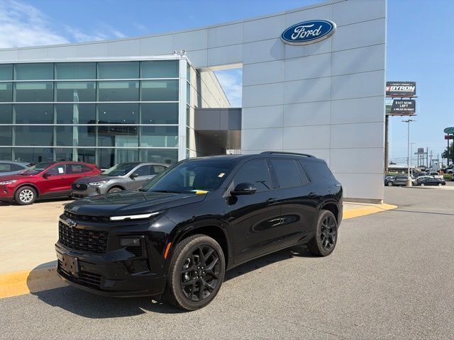 Black Metallic 2026 Chevrolet Traverse SUV / Crossover Front-Wheel Drive 8-Speed Automatic