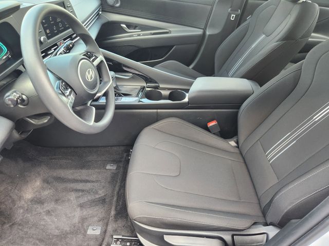 Used 2025 Hyundai Elantra Hybrid Sedan