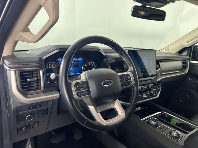 2022 Ford Expedition XLT 13