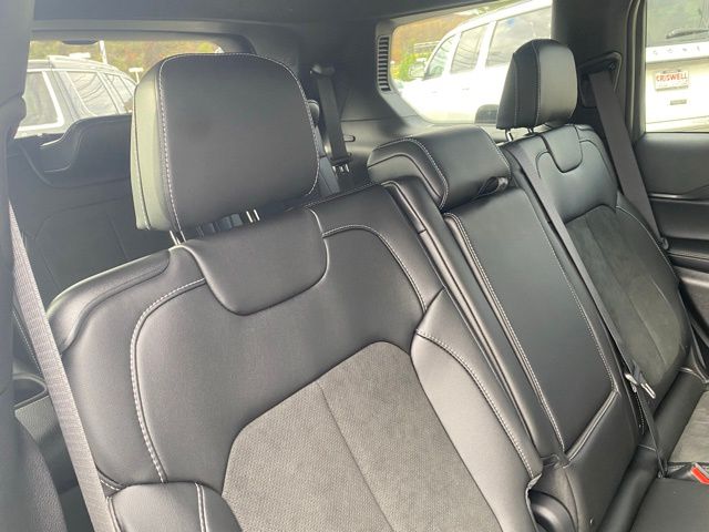 new 2025 Jeep Grand Cherokee L car, priced at $38,689