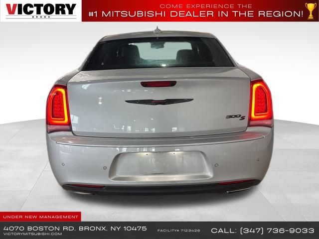 2021 Chrysler 300 S photo