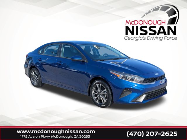 Deep Sea Blue 2024 Kia Forte Sedan Front-Wheel Drive Continuously Variable Transmission