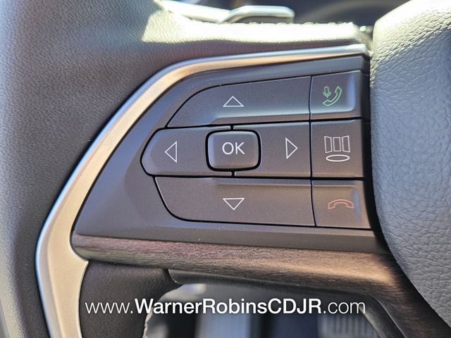 New 2025 White Jeep Limited image 26